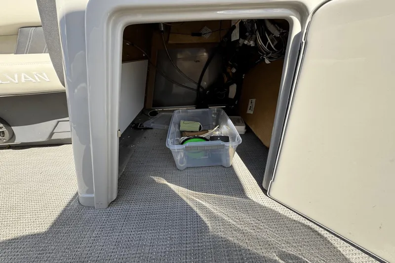 Slide: The Image of Sylvan MIRAGE 8522CLZ 2023 - 32