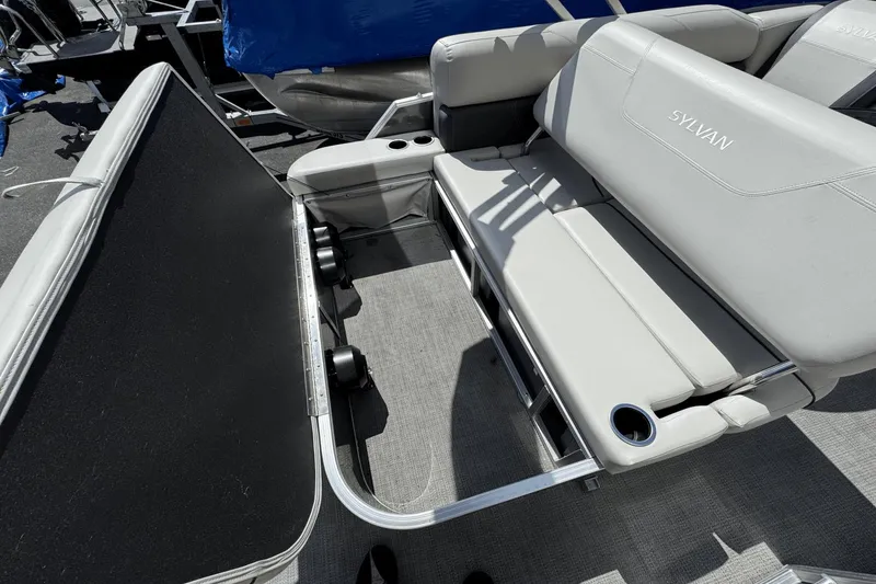 Slide: The Image of Sylvan MIRAGE 8522CLZ 2023 - 41