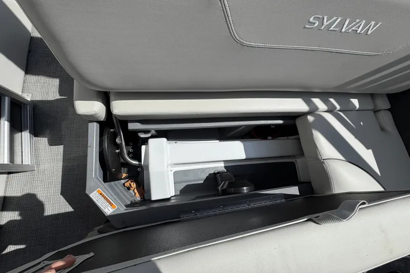 Slide: The Image of Sylvan MIRAGE 8522CLZ 2023 - 45