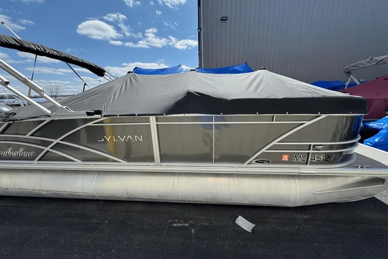 Slide: The Image of Sylvan MIRAGE 8522CLZ 2023 - 7