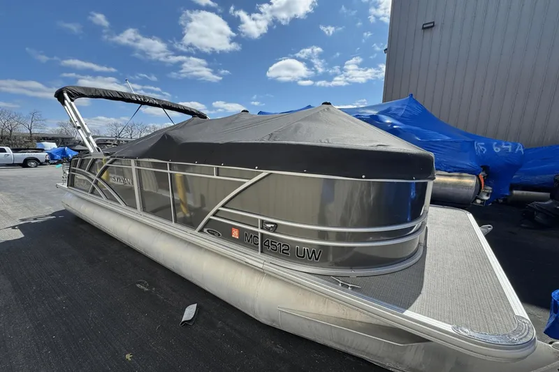 Slide: The Image of Sylvan MIRAGE 8522CLZ 2023 - 8