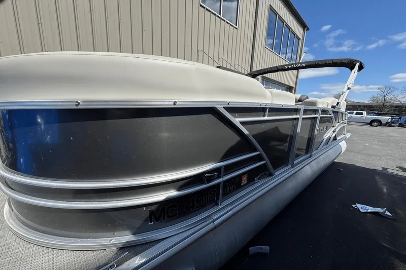 Slide: The Image of Sylvan MIRAGE 8522CLZ 2023 - 9