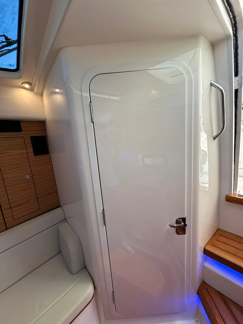 Slide: The Image of Boston Whaler Realm 380 2021 - 71