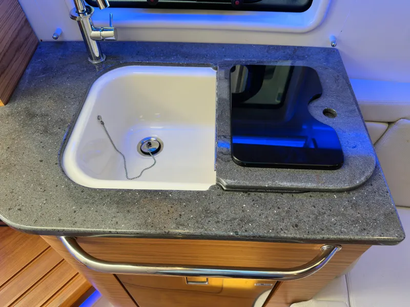 Slide: The Image of Boston Whaler Realm 380 2021 - 84