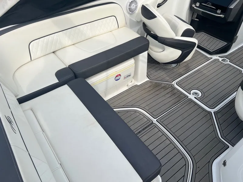 Slide: The Image of Monterey M-45 2019 - 12