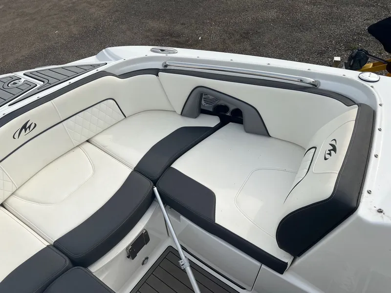 Slide: The Image of Monterey M-45 2019 - 2