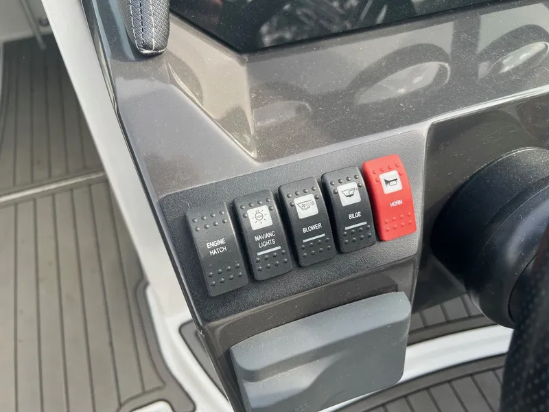 Slide: The Image of Monterey M-45 2019 - 9