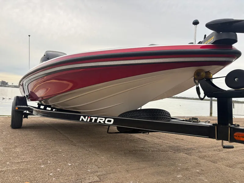 Slide: The Image of Nitro Z-7 2015 - 57