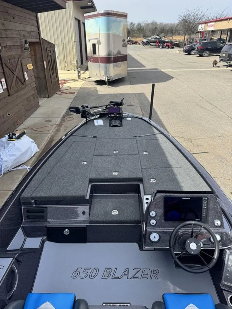 Slide: The Image of Blazer 650 NAP 2025 - 14