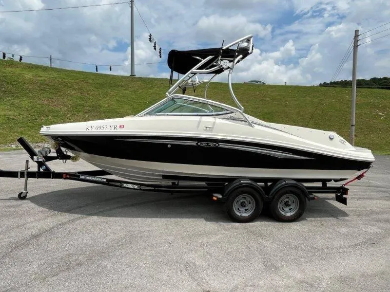 Slide: The Image of Sea Ray 210 Select 2007 - 56