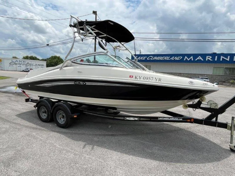 Slide: The Image of Sea Ray 210 Select 2007 - 57