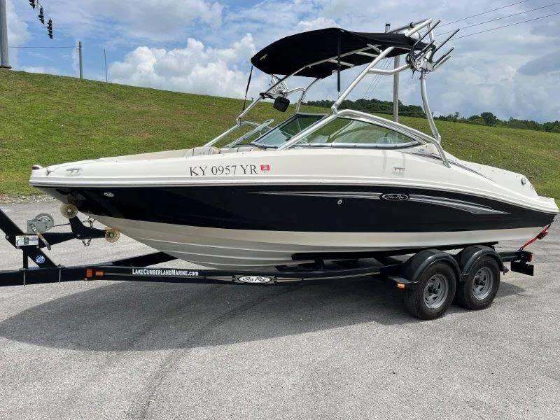 Slide: The Image of Sea Ray 210 Select 2007 - 58