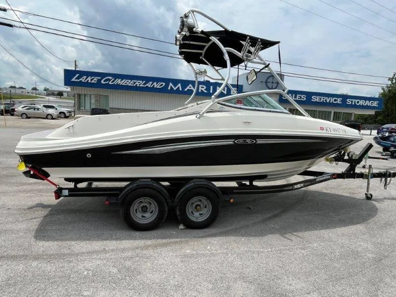 Slide: The Image of Sea Ray 210 Select 2007 - 60