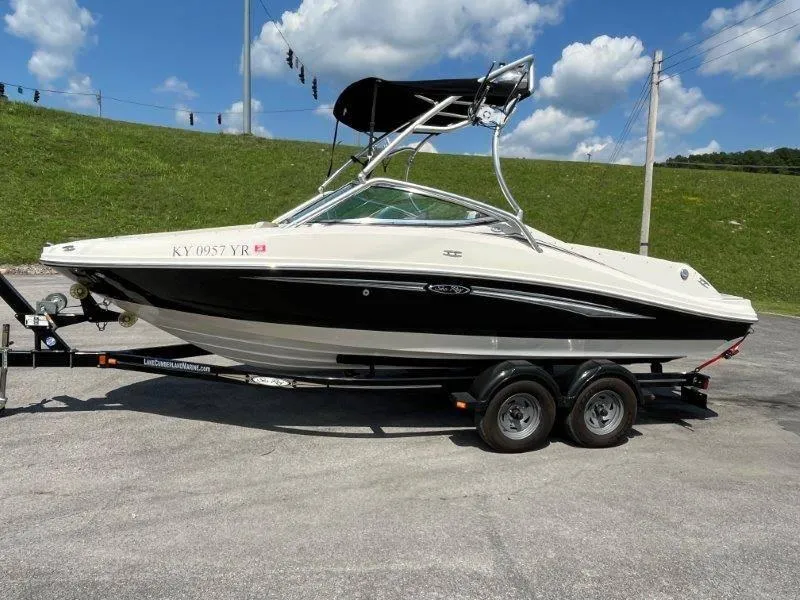 Slide: The Image of Sea Ray 210 Select 2007 - 64