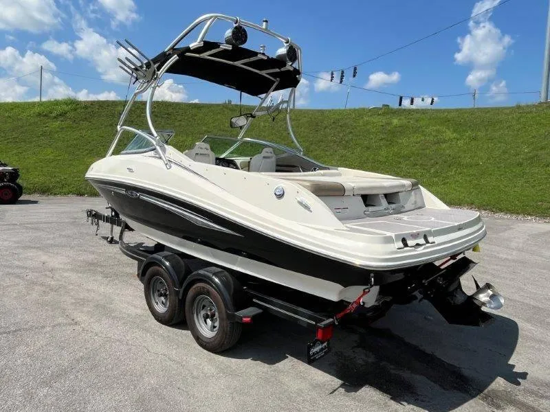 Slide: The Image of Sea Ray 210 Select 2007 - 66