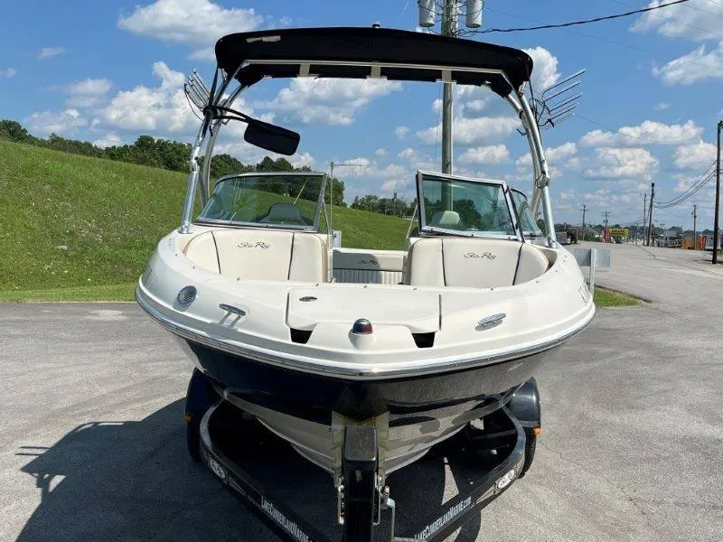Slide: The Image of Sea Ray 210 Select 2007 - 69