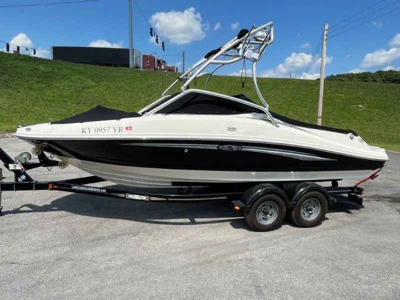 Slide: The Image of Sea Ray 210 Select 2007 - 76