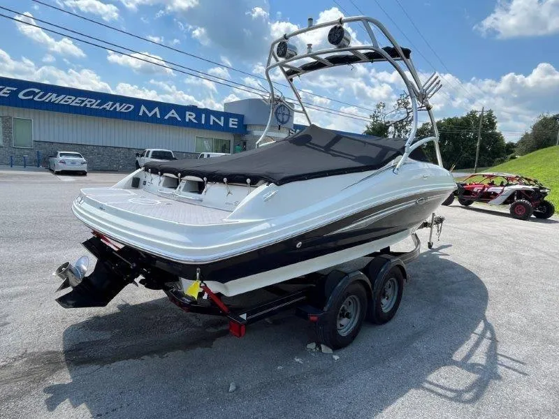 Slide: The Image of Sea Ray 210 Select 2007 - 82