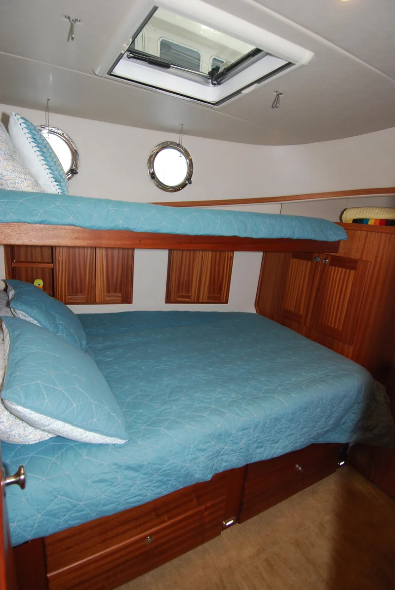 Slide: The Image of American Tug 485 2015 - 63