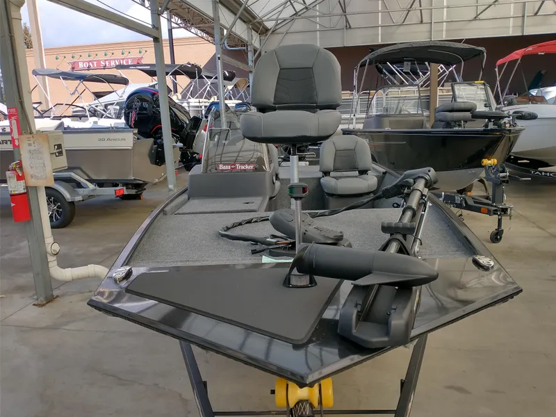 Slide: The Image of 2025 Tracker Bass Tracker Classic XL boat trailer hitch and winch system. - 20