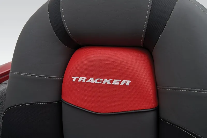 Slide: The Image of Tracker Pro Team 175 2025 - 58