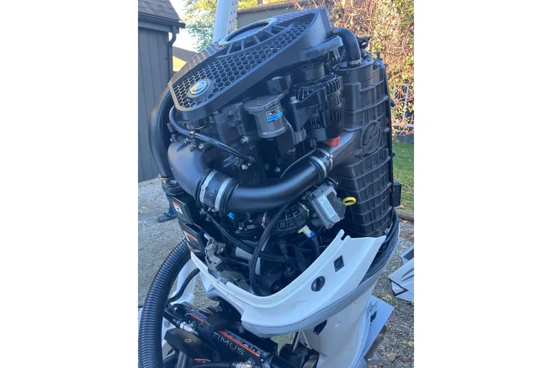 Slide: The Image of 2020 Crevalle 26 HBW outboard engine, detailed view of components and design. - 20