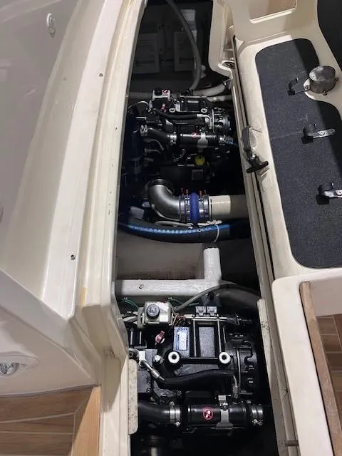 Slide: The Image of Sabre 40 Sedan 2011 - 60