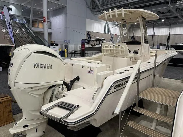 Slide: The Image of Grady-White Fisherman 236 2025 - 5