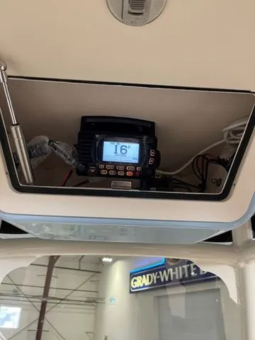 Slide: The Image of Grady-White Fisherman 257 2025 - 19