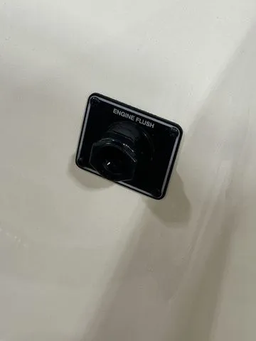 Slide: The Image of Grady-White Freedom 215 2025 - 15