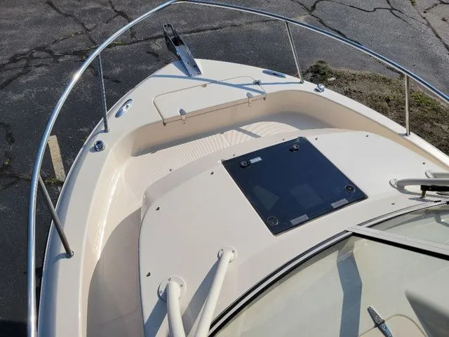 Slide: The Image of Grady-White Adventure 218 2025 - 19