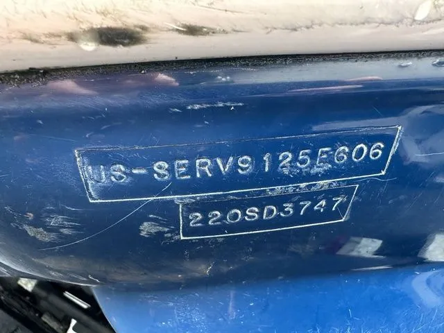 Slide: The Image of Sea Ray 220 Sundeck 2006 - 11