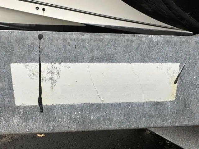 Slide: The Image of Sea Ray 220 Sundeck 2006 - 6