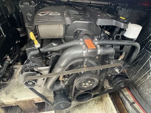 Slide: The Image of Cruisers Yachts 3375 Esprit 1999 - 5