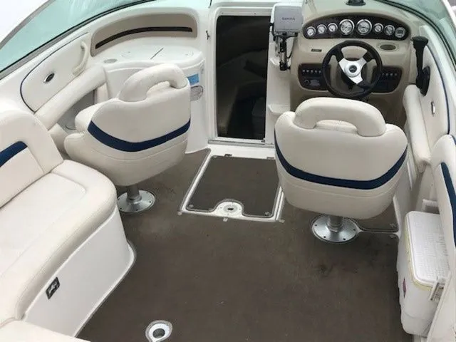 Slide: The Image of Chaparral 235 SSi 2001 - 13