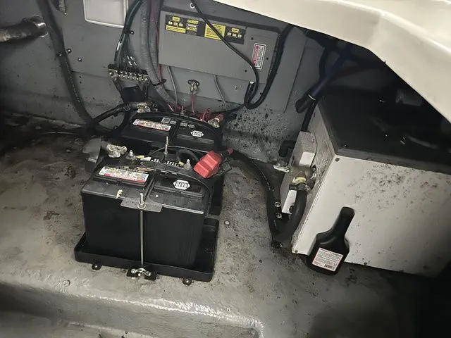 Slide: The Image of Sea Ray 260 Sundancer 2004 - 26