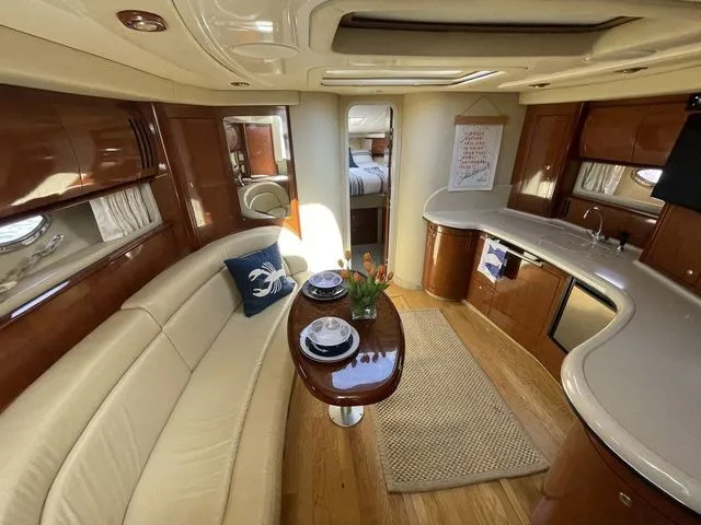 Slide: The Image of Sea Ray 420 Sundancer 2003 - 15