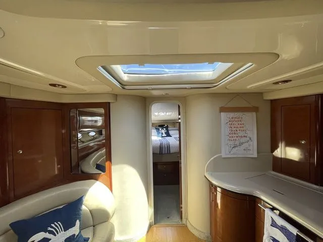Slide: The Image of Sea Ray 420 Sundancer 2003 - 19