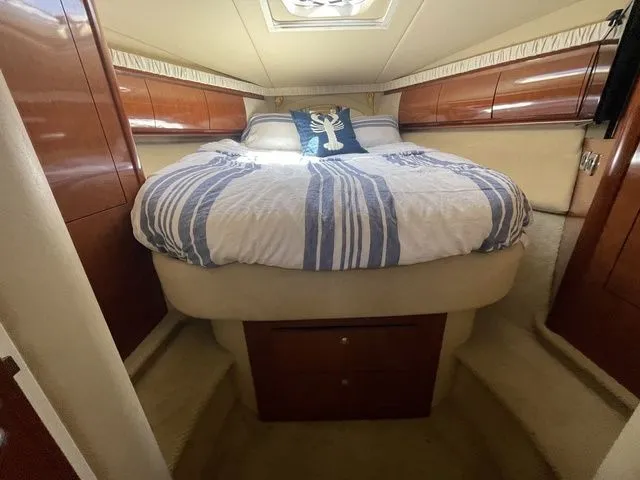 Slide: The Image of Sea Ray 420 Sundancer 2003 - 22