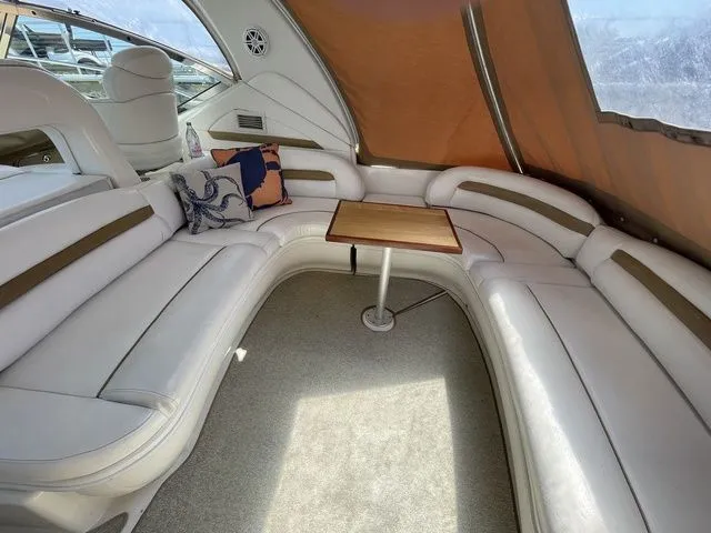 Slide: The Image of Sea Ray 420 Sundancer 2003 - 29