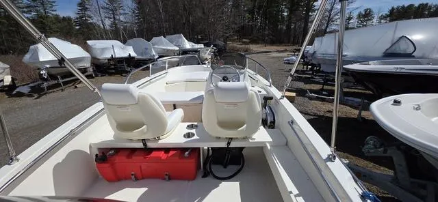 Slide: The Image of Boston Whaler 160 Super Sport 2024 - 5
