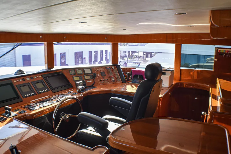 Slide: The Image of Luxurious yacht cockpit with modern controls, Johnson Country Kitchen 2006 model. - 42
