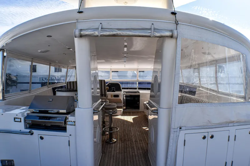 Slide: The Image of Johnson 87' Motor Yacht 2006 - 75