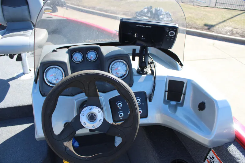 Slide: The Image of 2018 Tracker Pro Guide V-175 SC dashboard with steering wheel and gauges. - 15