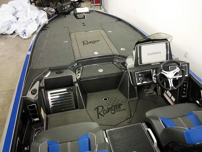 Slide: The Image of 2025 Ranger Z521R Garmin Ranger Cup Equipped boat interior with advanced navigation system. - 11