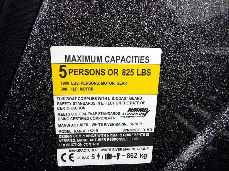 Slide: The Image of 2025 Ranger Z521R capacity label: 5 persons or 825 lbs, 300 HP motor. - 25