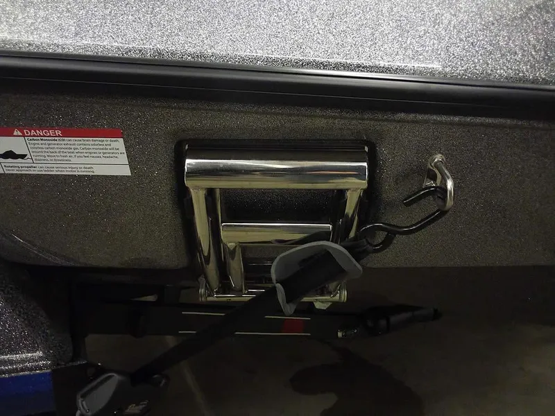 Slide: The Image of 2025 Ranger Z521R Garmin Ranger Cup Equipped boat ladder and safety warning label. - 9