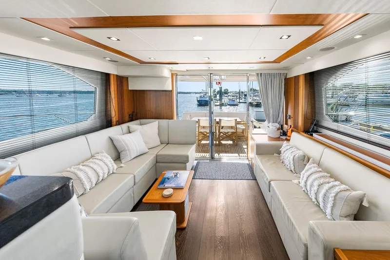 Slide: The Image of Sunseeker Manhattan 65 2016 - 107