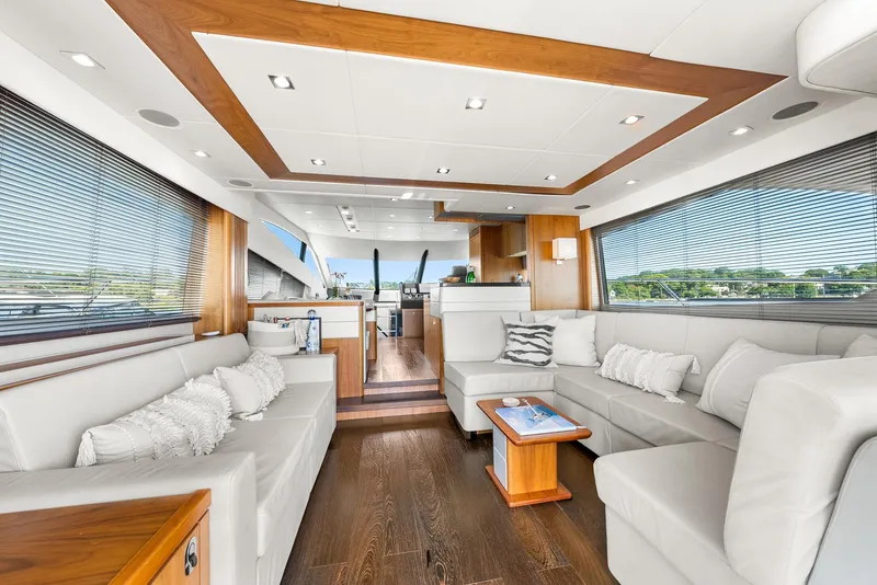 Slide: The Image of Sunseeker Manhattan 65 2016 - 94