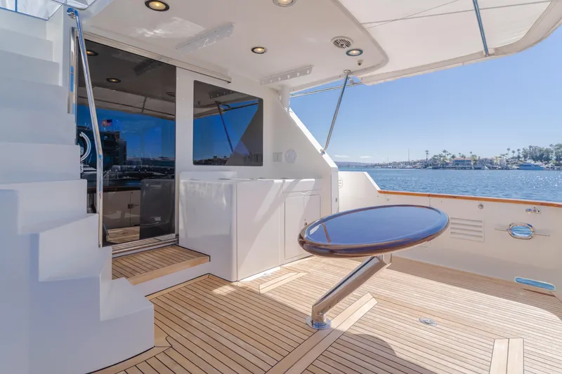 Slide: The Image of Luxury 2008 Ocean Alexander Pilothouse yacht deck with ocean view and modern amenities. - 17